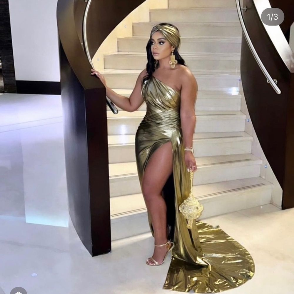 Gold Metallic Goddest Gown (Head band included)